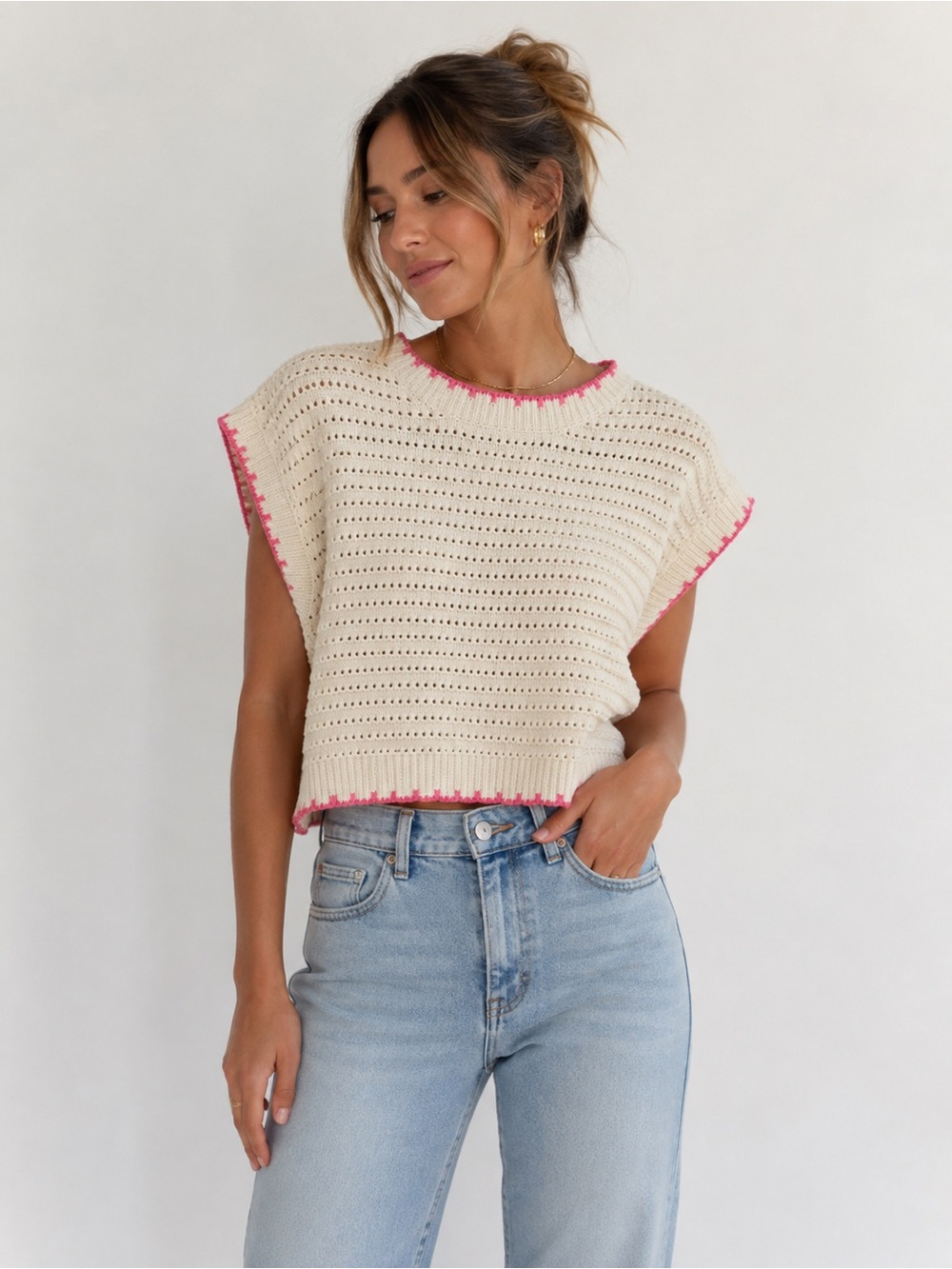 Vici Cream Knit Cropped Tank with Pink Trim